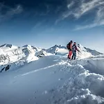 Alpenparks & Zell Am 4*