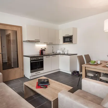 Aparthotel Alpenparks Hotel&apartment Zell Am