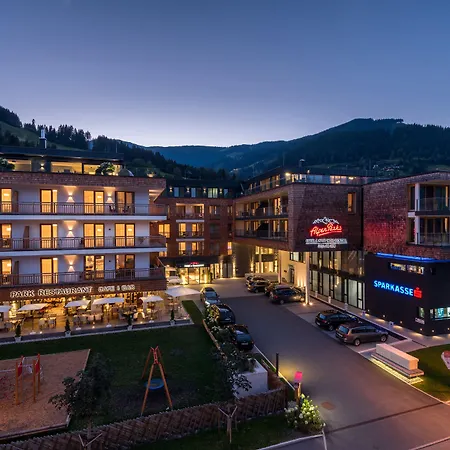 Alpenparks Hotel&apartment Zell Am Aparthotel 4*