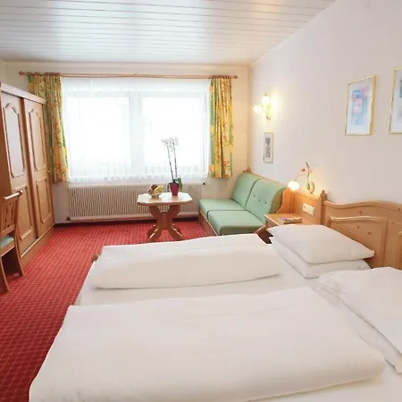 Alpenparks Hotel&apartment Zell Am Aparthotel