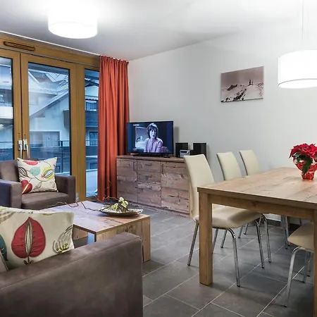 Ξενοδοχείο με διαμερίσματα Alpenparks & Zell Am Τσελ αμ Ζέε