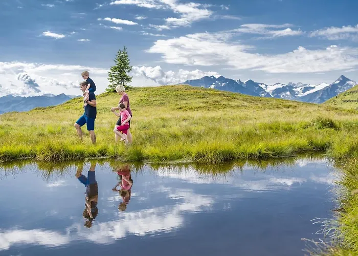 Lägenhetshotell Alpenparks & Zell Am 4*