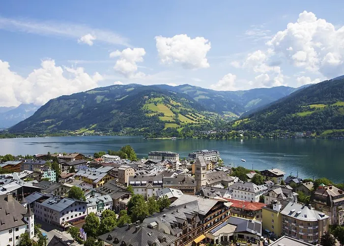 Aparthotel Alpenparks & Zell Am