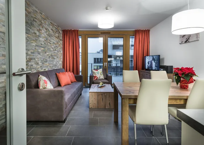 Alpenparks & Zell Am 4*