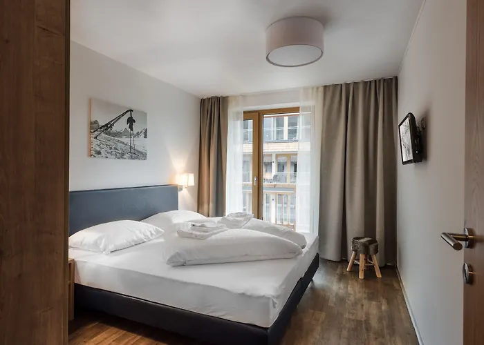 Alpenparks Hotel&apartment Zell Am 4*